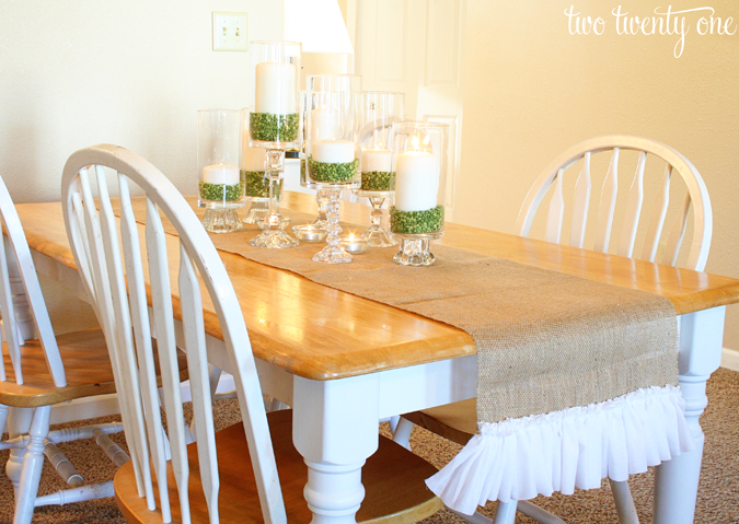 how to make a burlap table runner