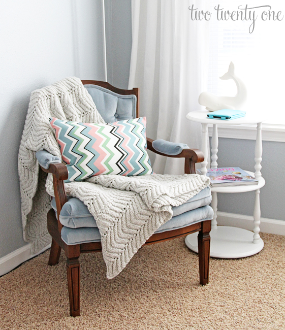 home office chair and side table