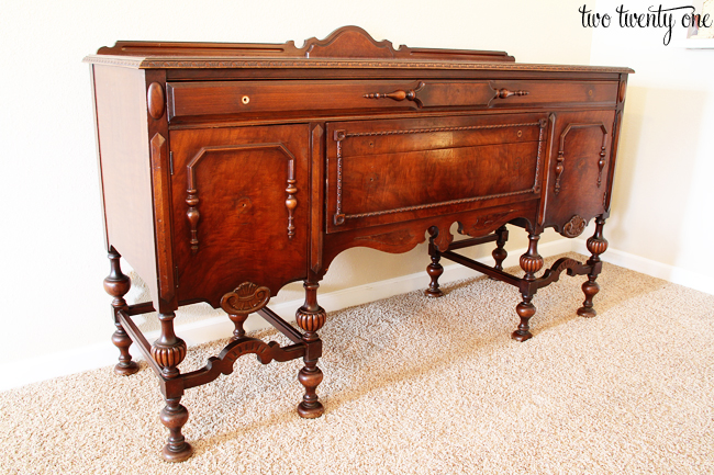 Refinishing An Antique Buffet Using Annie Sloan Chalk Paint In