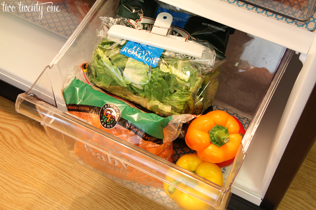 organized fridge vegetable drawer