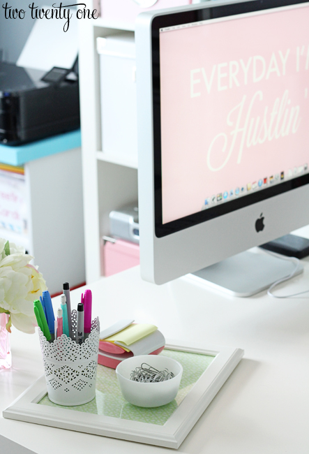 desktop tray made out of picture frame