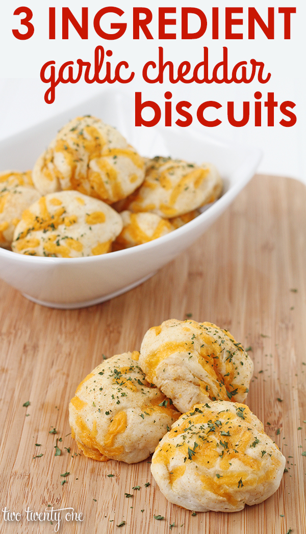 The EASIEST garlic cheddar biscuits-- only 3 ingredients!