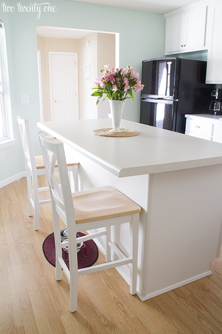 white kitchen island