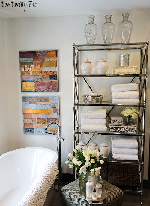 HGTV Dream Home master bathroom