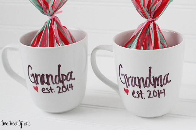 pregnancy announcement mugs