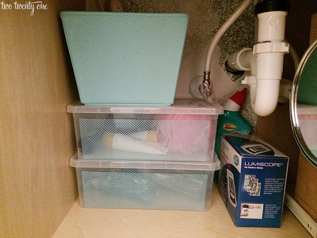 organizing under bathroom sink