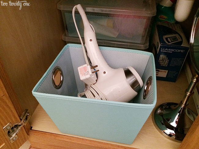 storing hair dryer