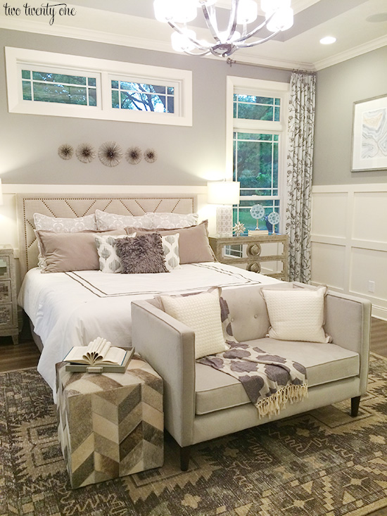 gray monochromatic bedroom