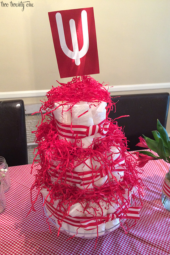 IU diaper cake