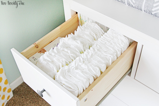 GREAT nursery dresser organization tips and tricks!