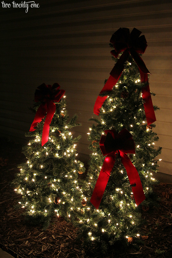 tomato cage Christmas trees