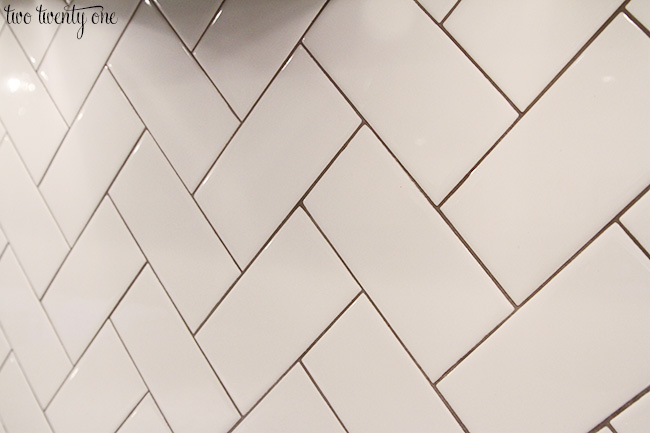 white subway tile with dark grout