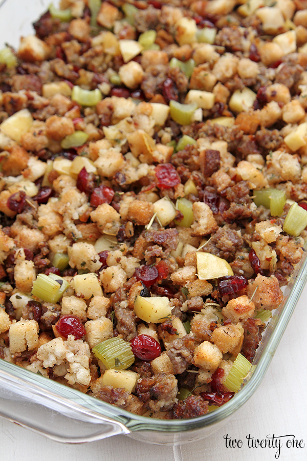 Sausage, Cranberry, and Apple Dressing