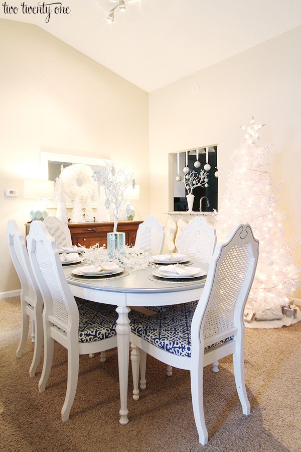 dining room decorated for christmas