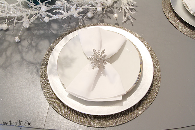 snowflake place setting