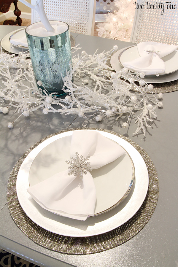 snowflake themed tablescape