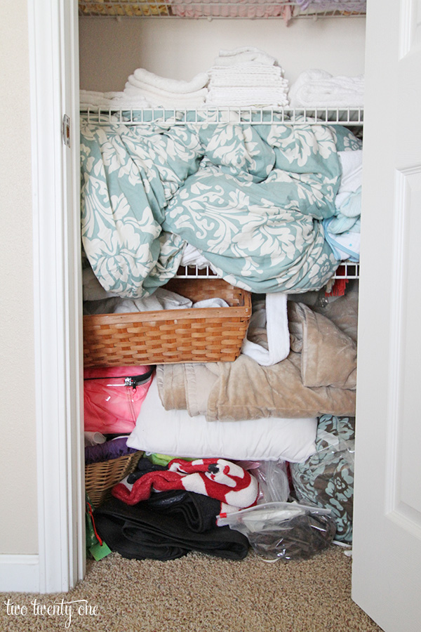 linen closet before 2