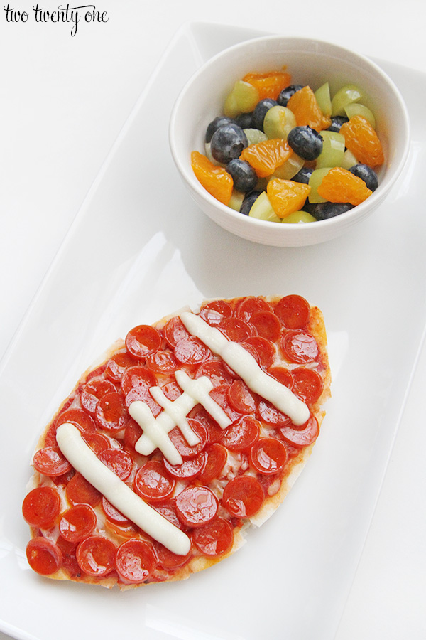 Football Pita Pizzas