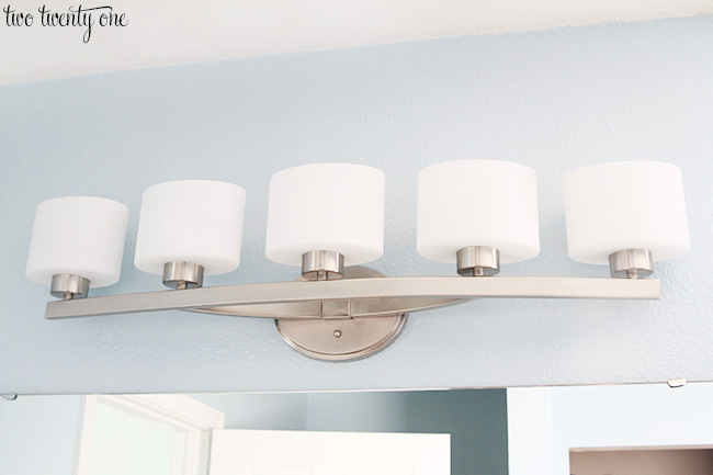 bathroom lighting fixture 4