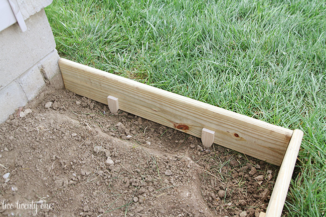 how to build a rock sand box 1