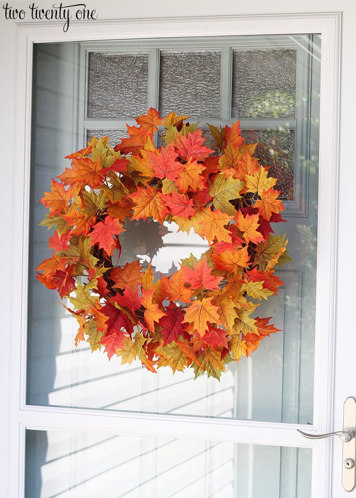 fall-leaf-wreath