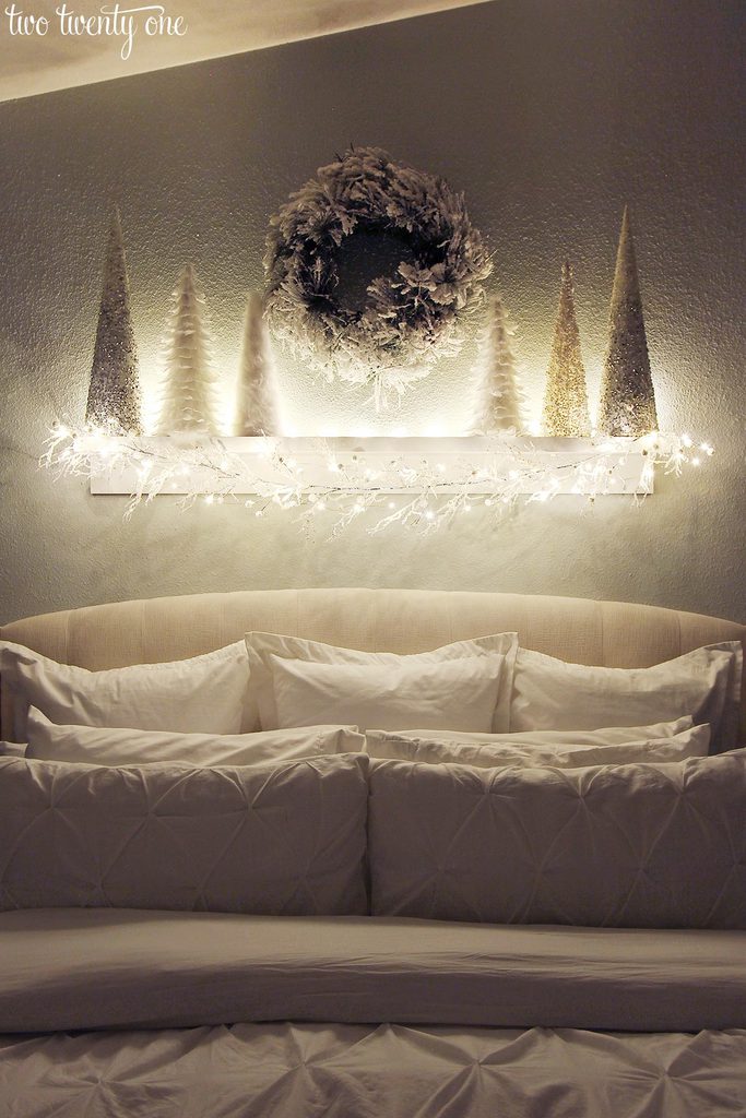 christmas-bedroom-at-night-2-3