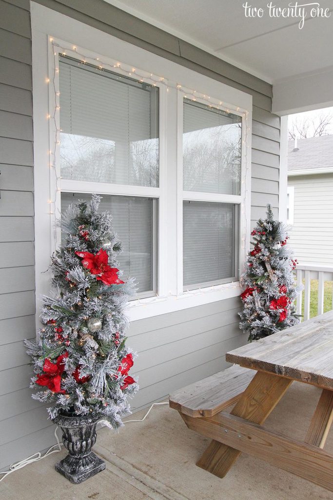 Holiday Front Porch with Lowe's & Habitat for Humanity