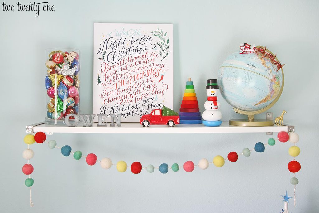 kid-christmas-shelf