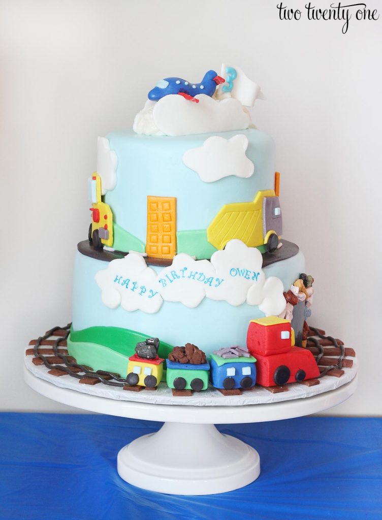 transportation birthday party cake