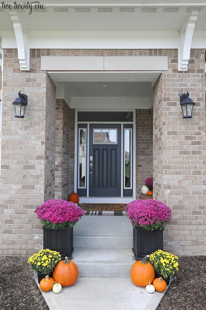 Fall Front Porch & A Little DIY