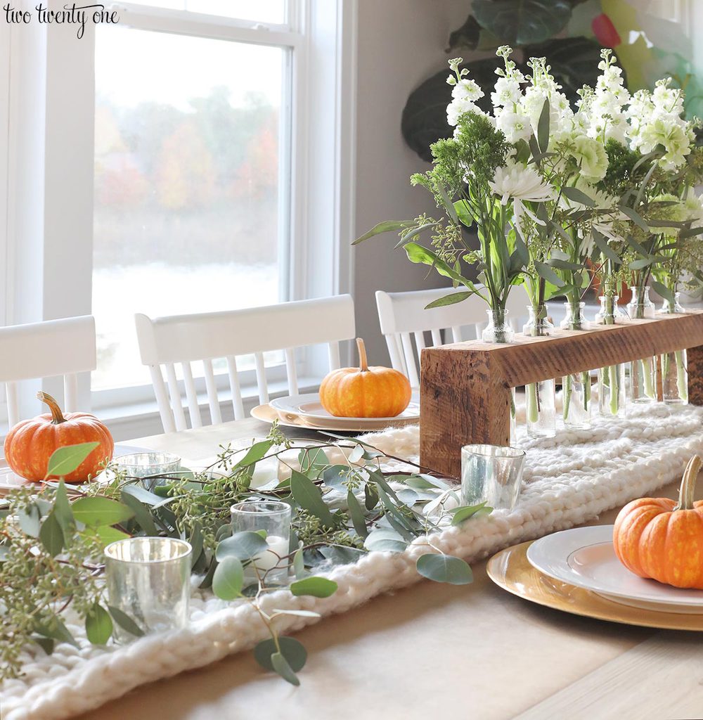 thanksgiving table