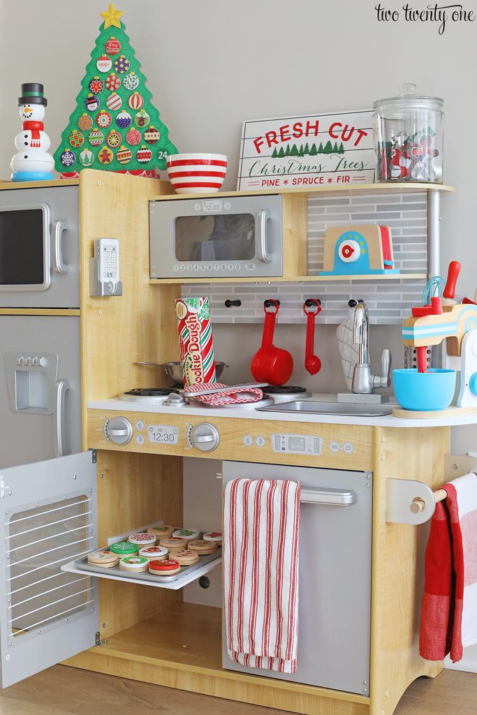 christmas play kitchen