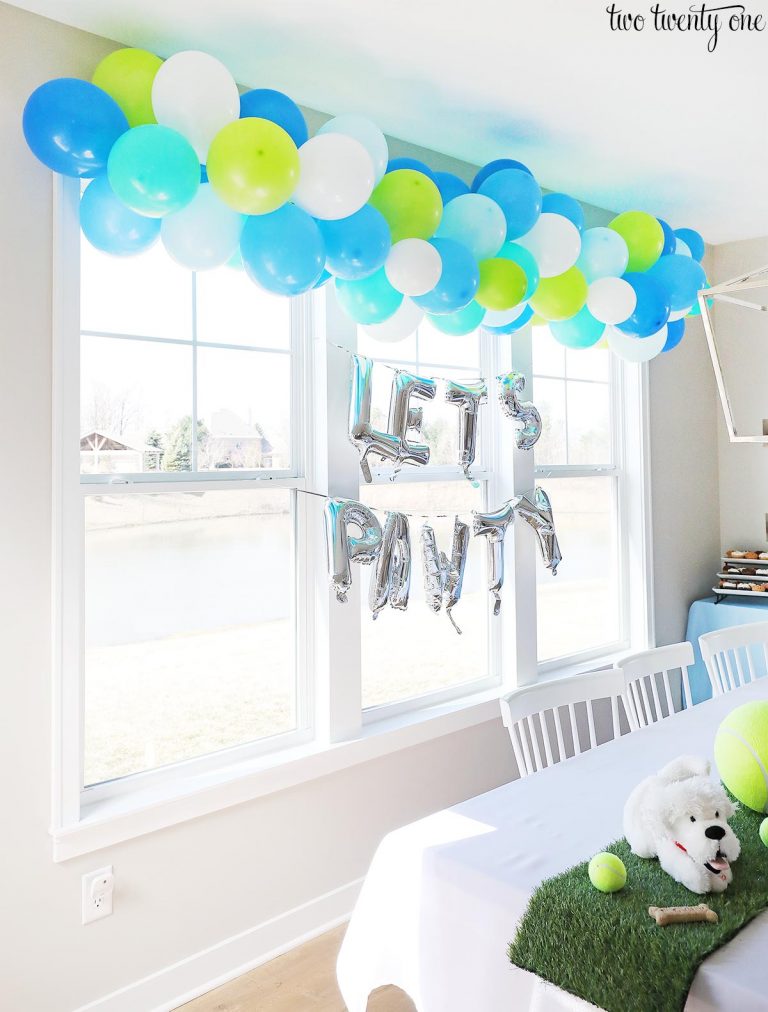 DIY balloon garland