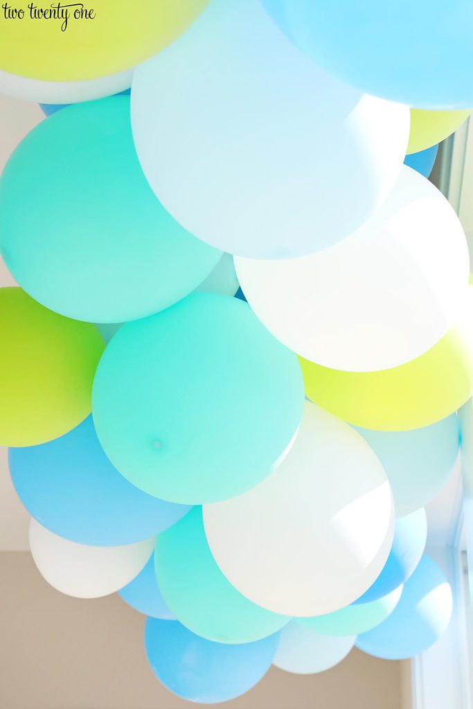 balloon garland