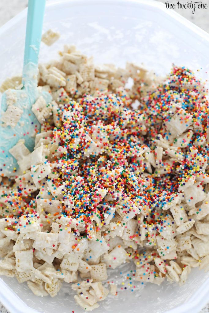sprinkles puppy chow