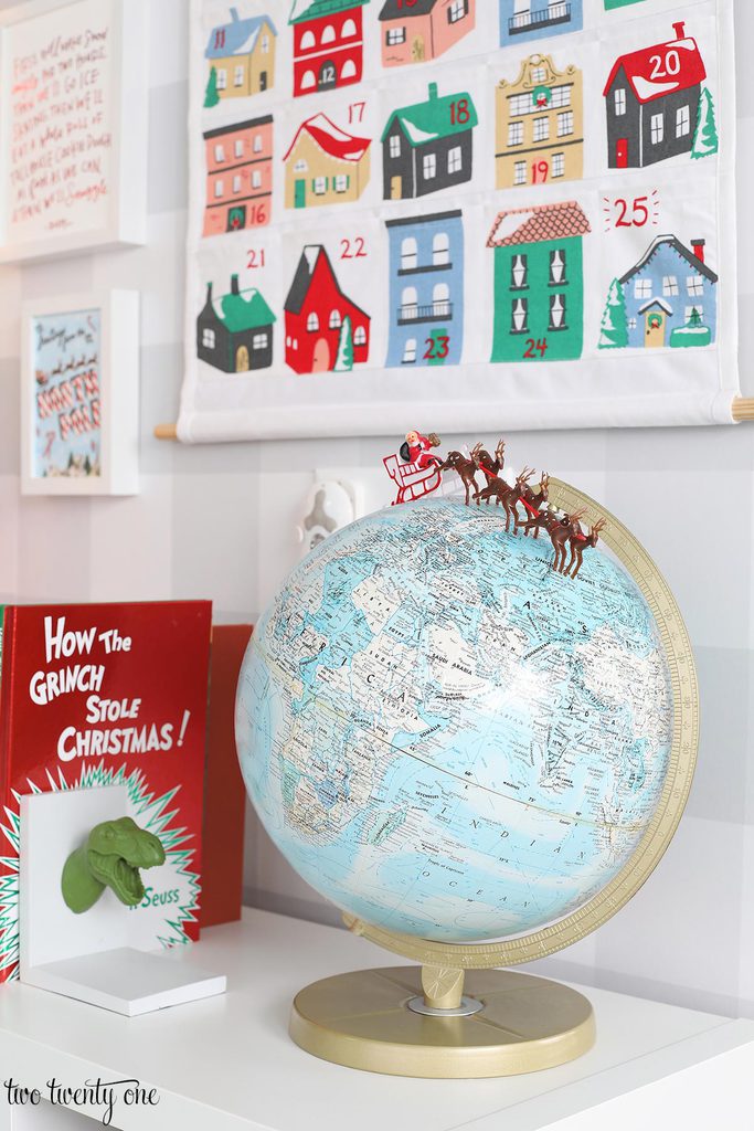 santa on globe