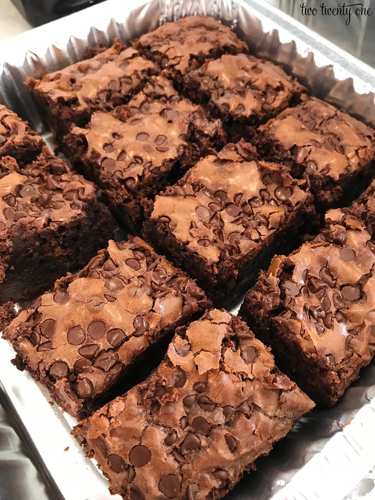 brownies with chocolate chips