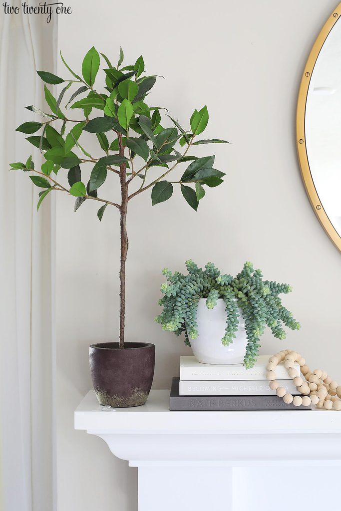 easy spring mantel