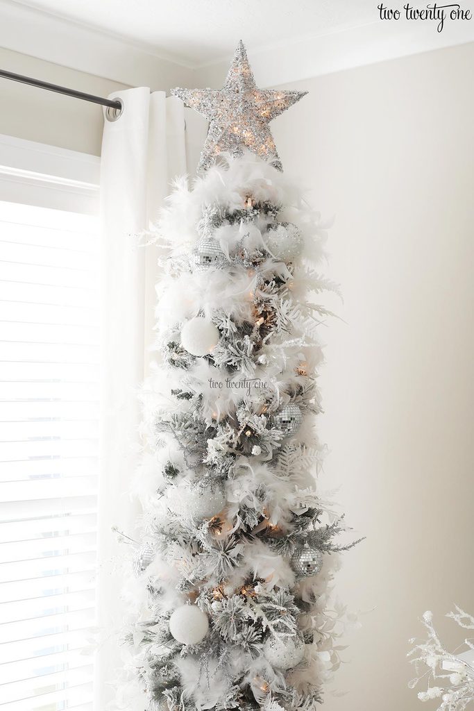 Christmas tree :My tree Use feather Boa's to look like snow  Christmas  tree feathers, Christmas tree design, Christmas tree