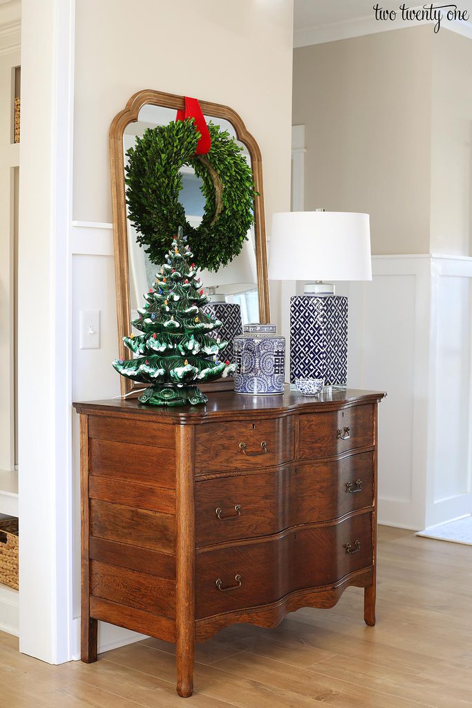 Christmas entryway decorations