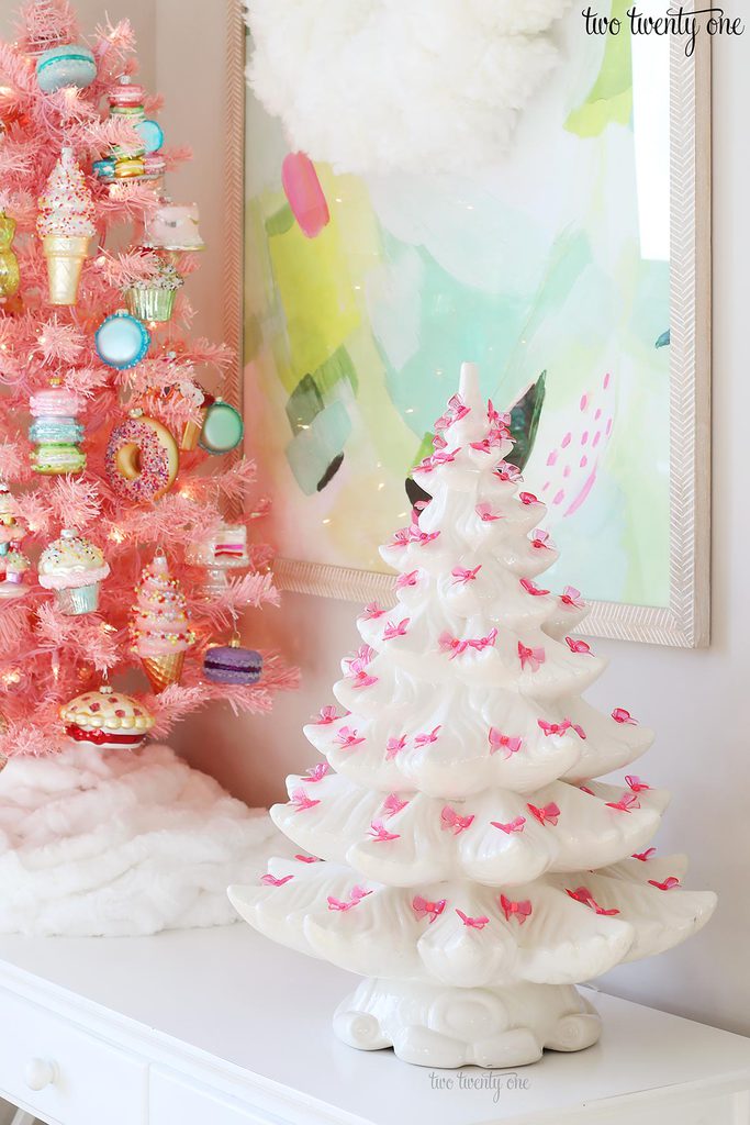 Vintage White Christmas Tree with Shiny-Brite Ornaments : Atta