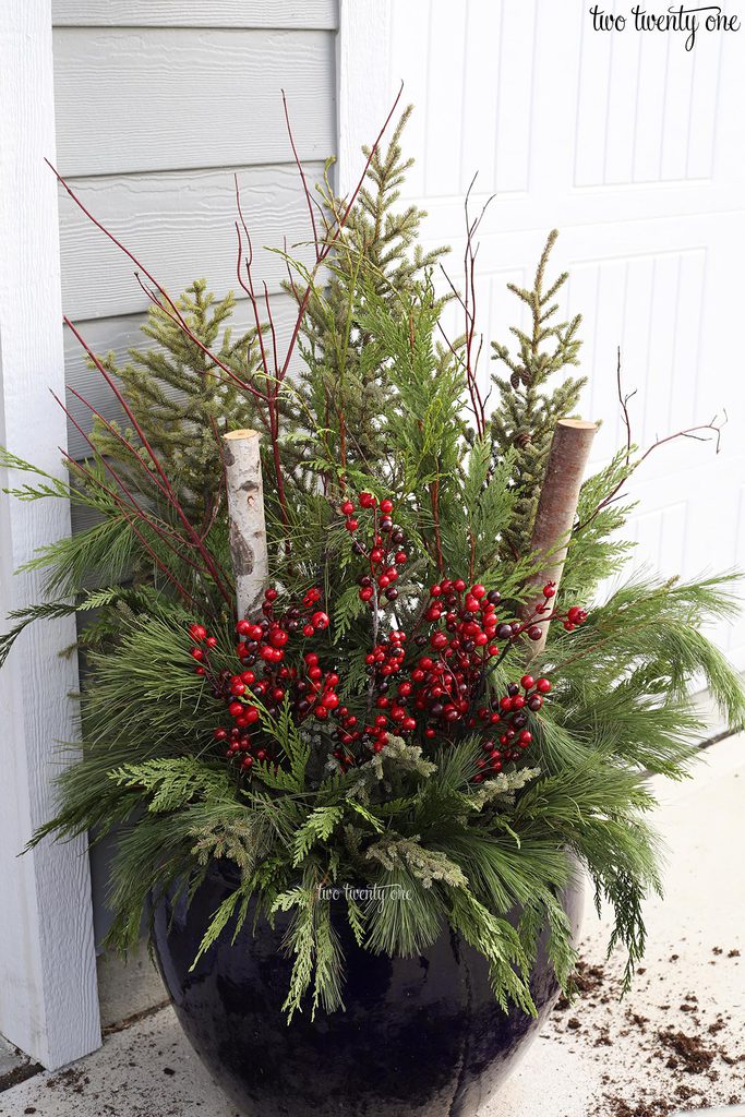 https://www.twotwentyone.net/wp-content/uploads/2020/12/winter-planter.jpg