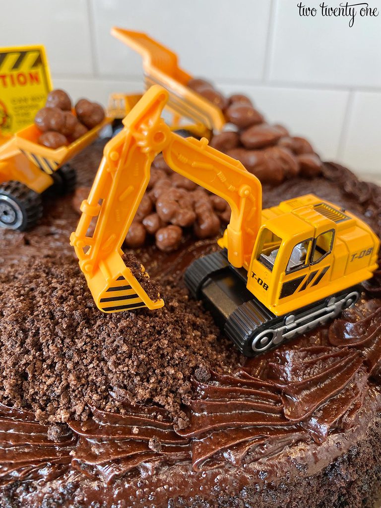 construction cake