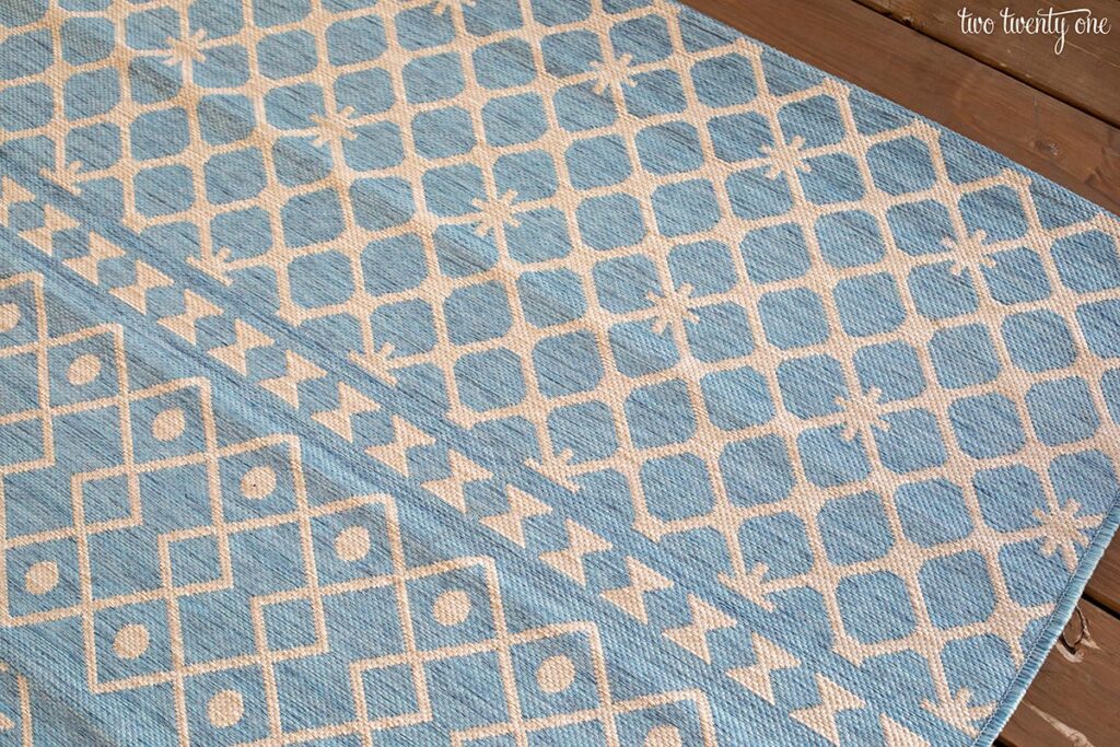 blue and white outdoor area rug