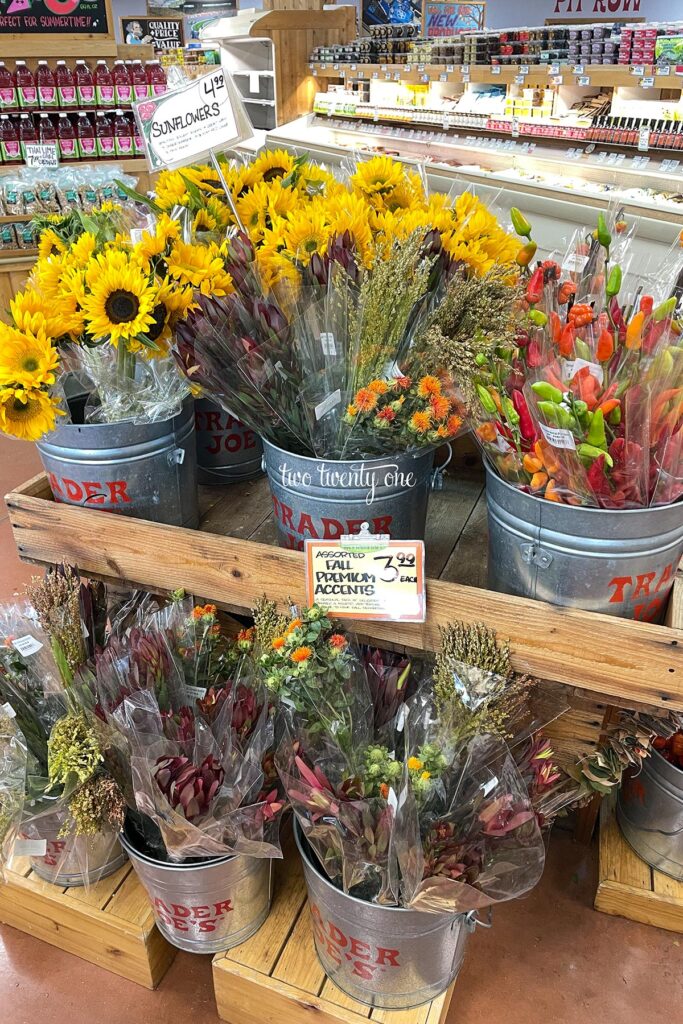 Trader Joe's Petite Bouquet Cut Flowers